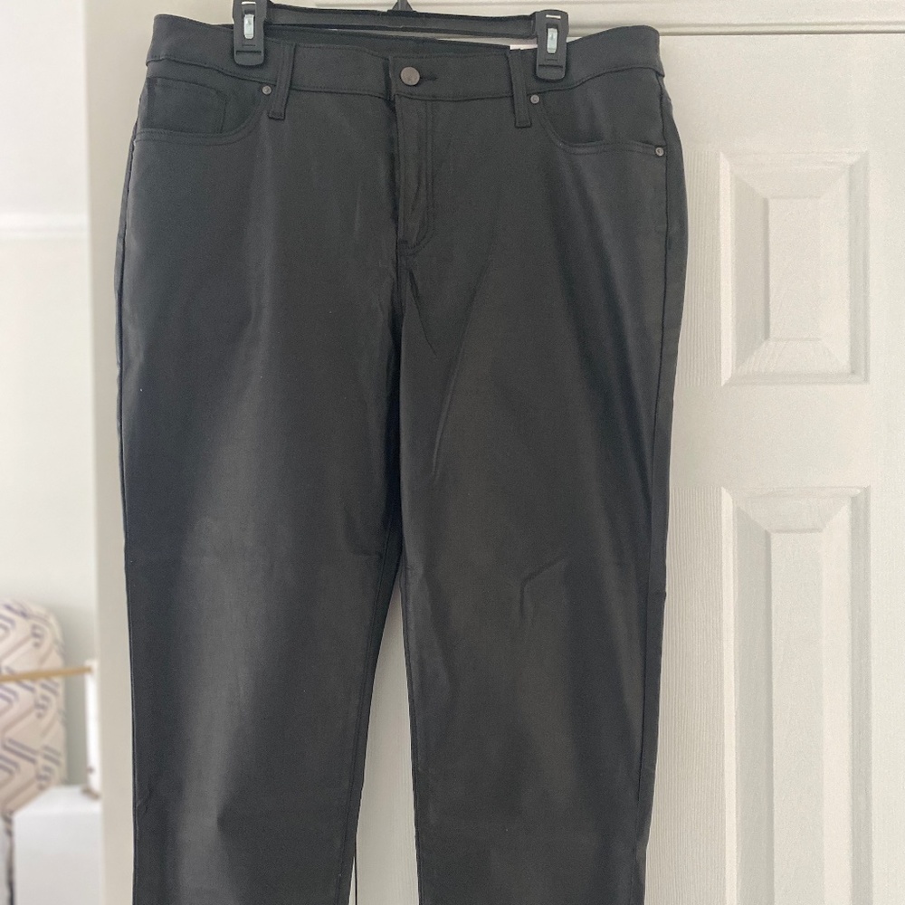Chicos: Girlfriend Coated Black Ankle Jeans